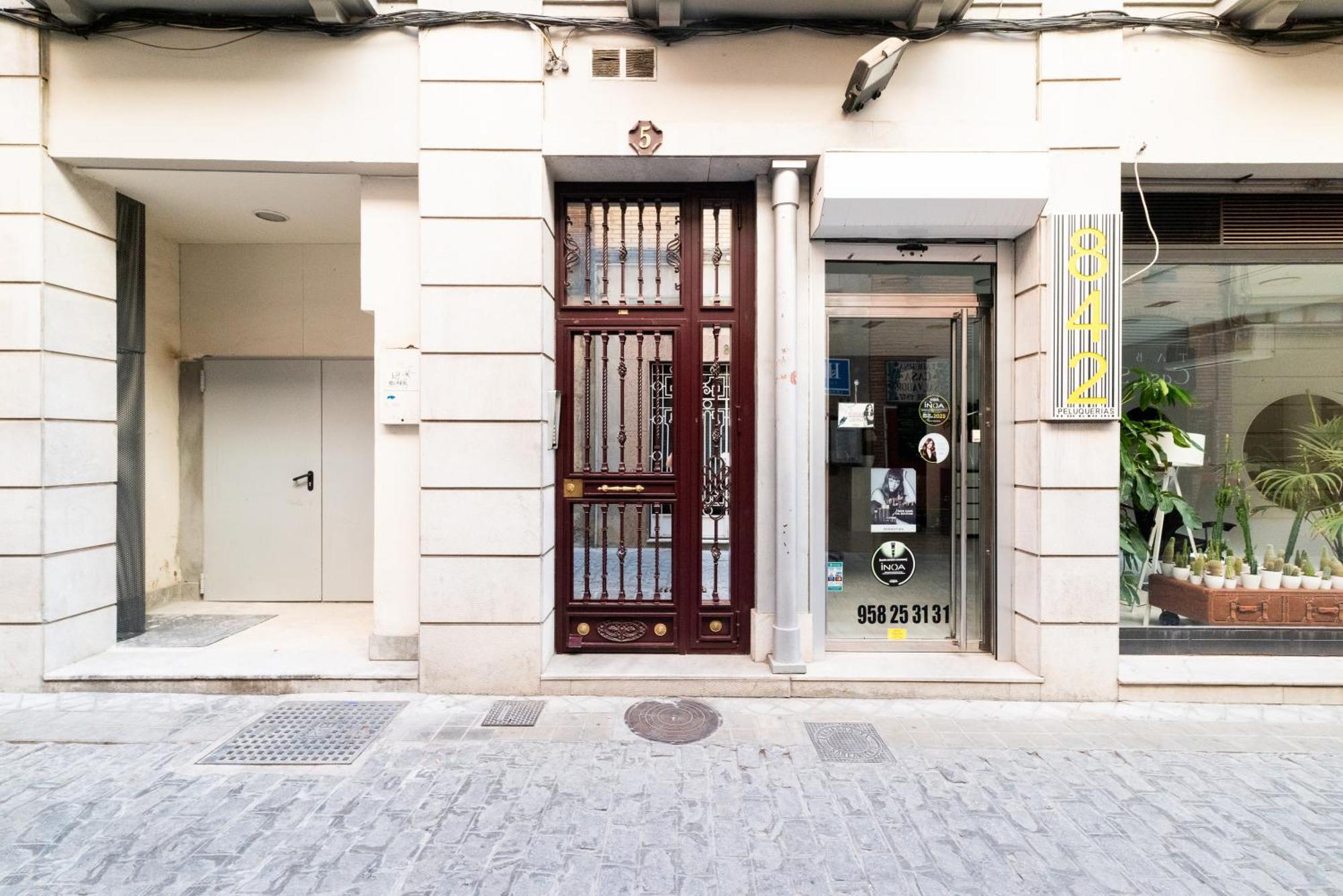 Apartamento Centro Granada Bagian luar foto